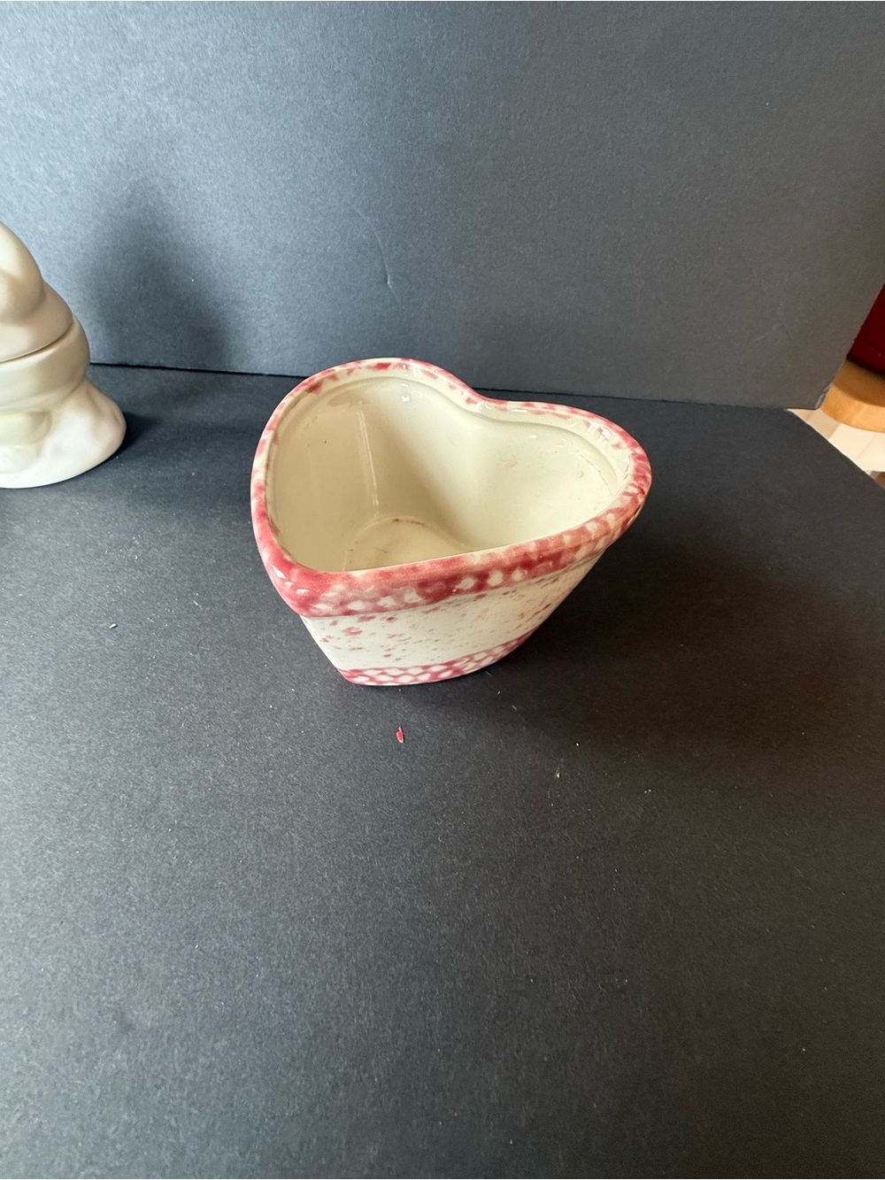 Heart Shaped Bowl Pink SpeckHeart Shaped Bowl Pink Speckled Vintage Trinket Dish